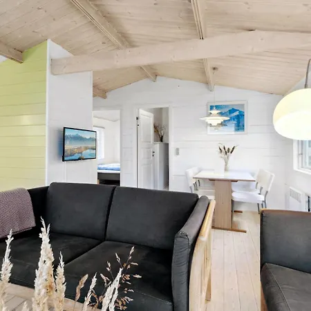 3 Bedroom Stunning In Holiday home Allinge-Sandvig